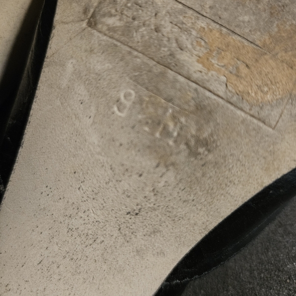 HAROLDS black leather kitten heel Mules sz9.5 - Picture 10 of 10